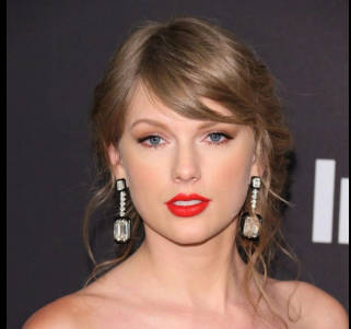 Portrait of Taylor Swift